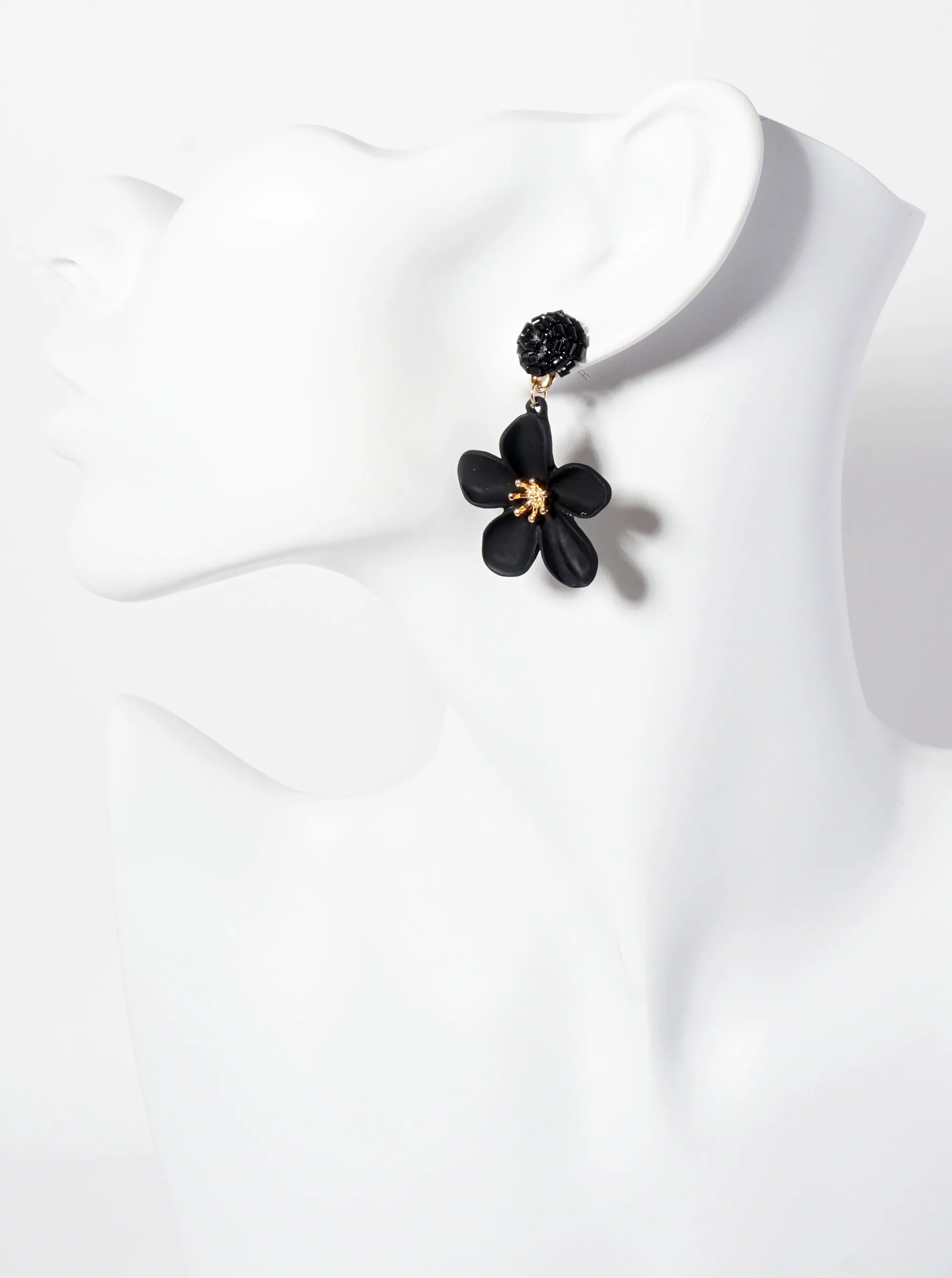 Botanical-Theme Flower Drop Glass-Beaded Dangle Earrings