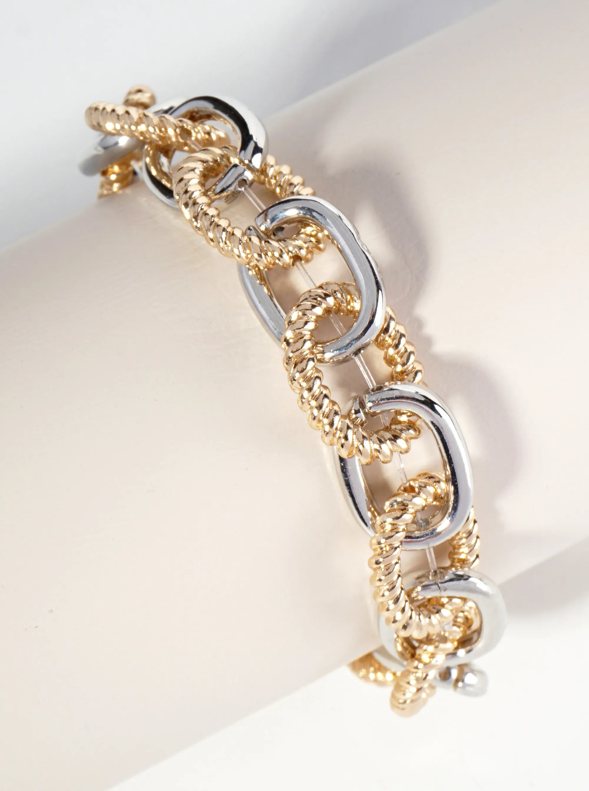 Textured Metal Link Chain Stretch Bracelet