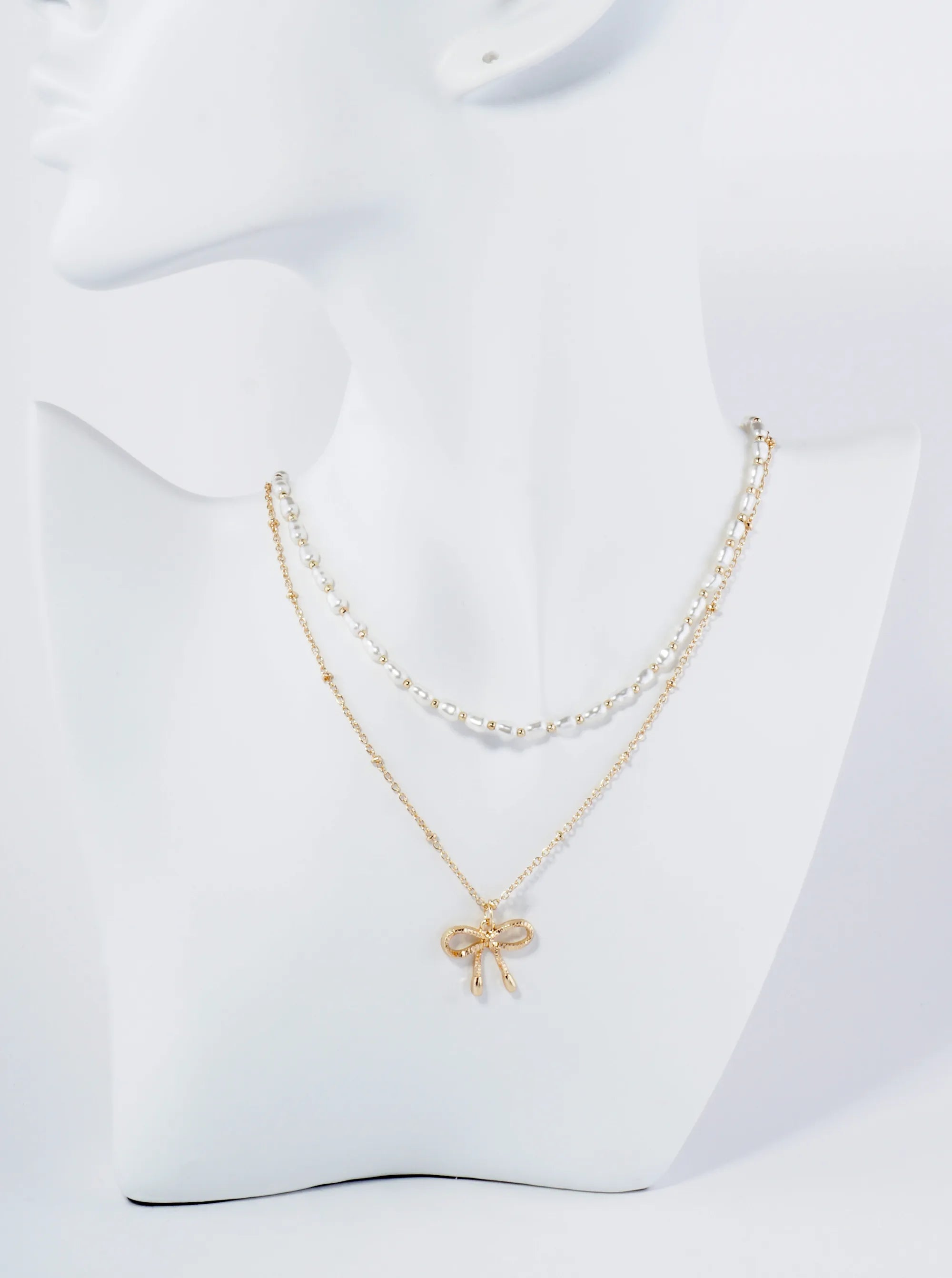 Textured Ribbon Bow Pendant Pearl Beaded Layered Necklace