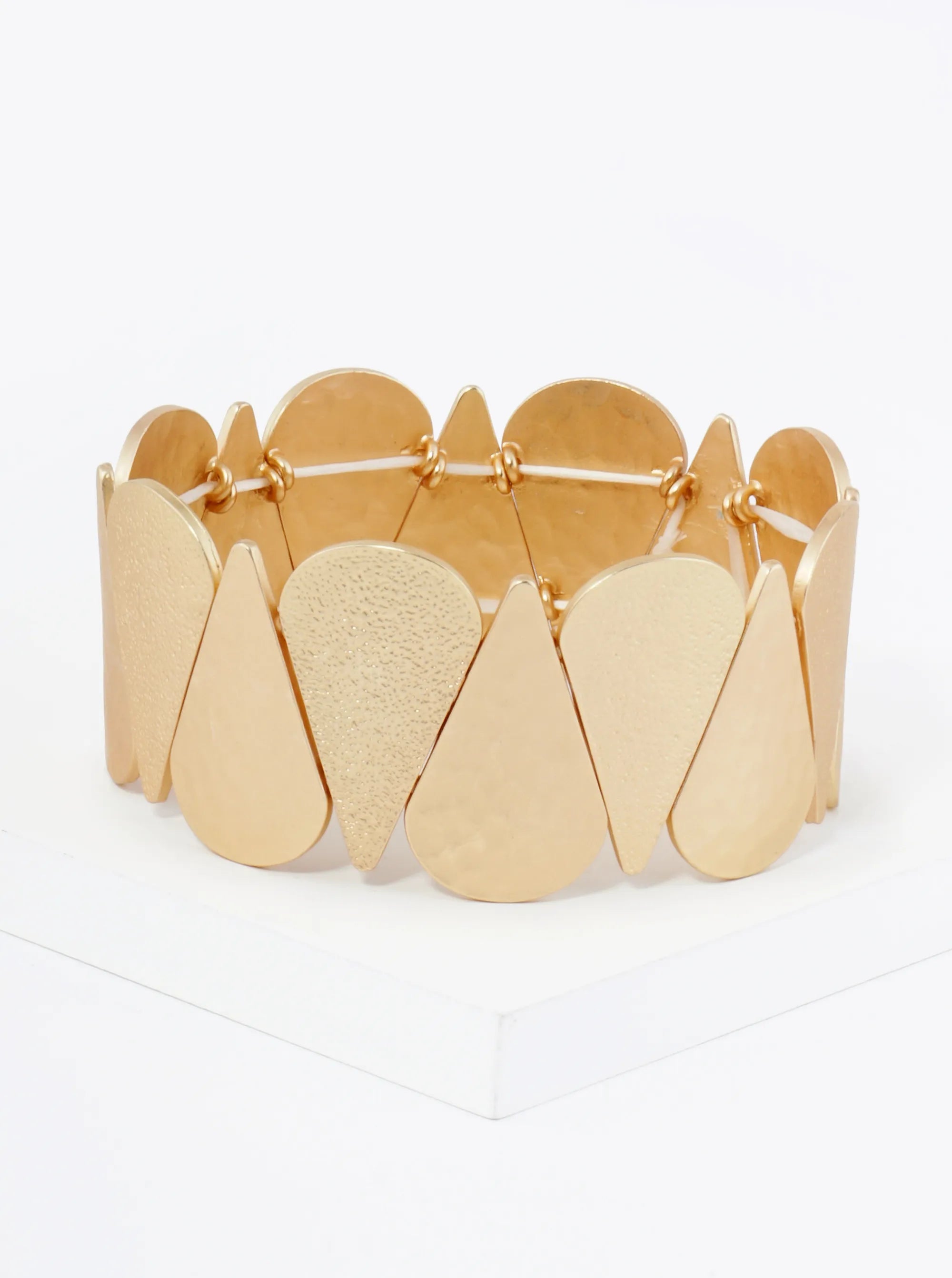 Textured Zig Zag Arrangement Teardrops Brass Stretch Bangle Bracelet