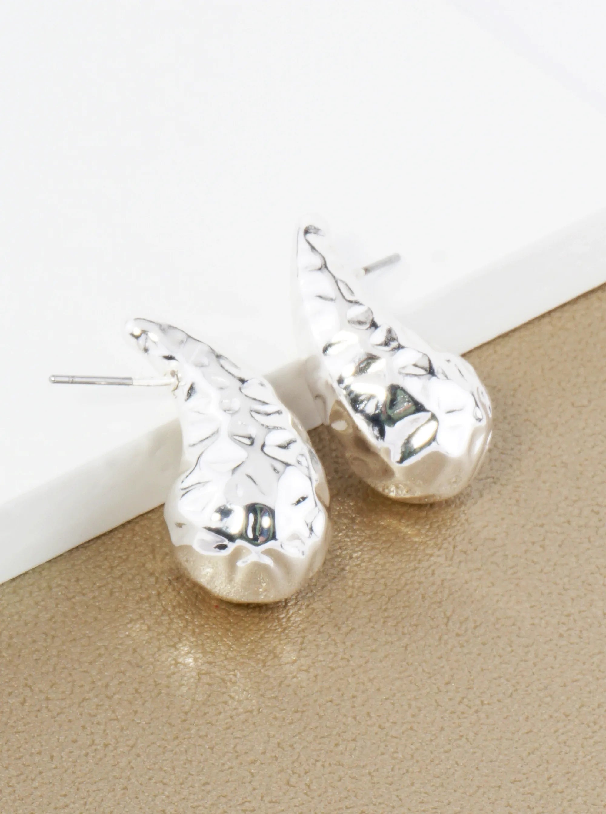 1 Inch Hammered Hollow Puffy Teardrop Stud Earrings