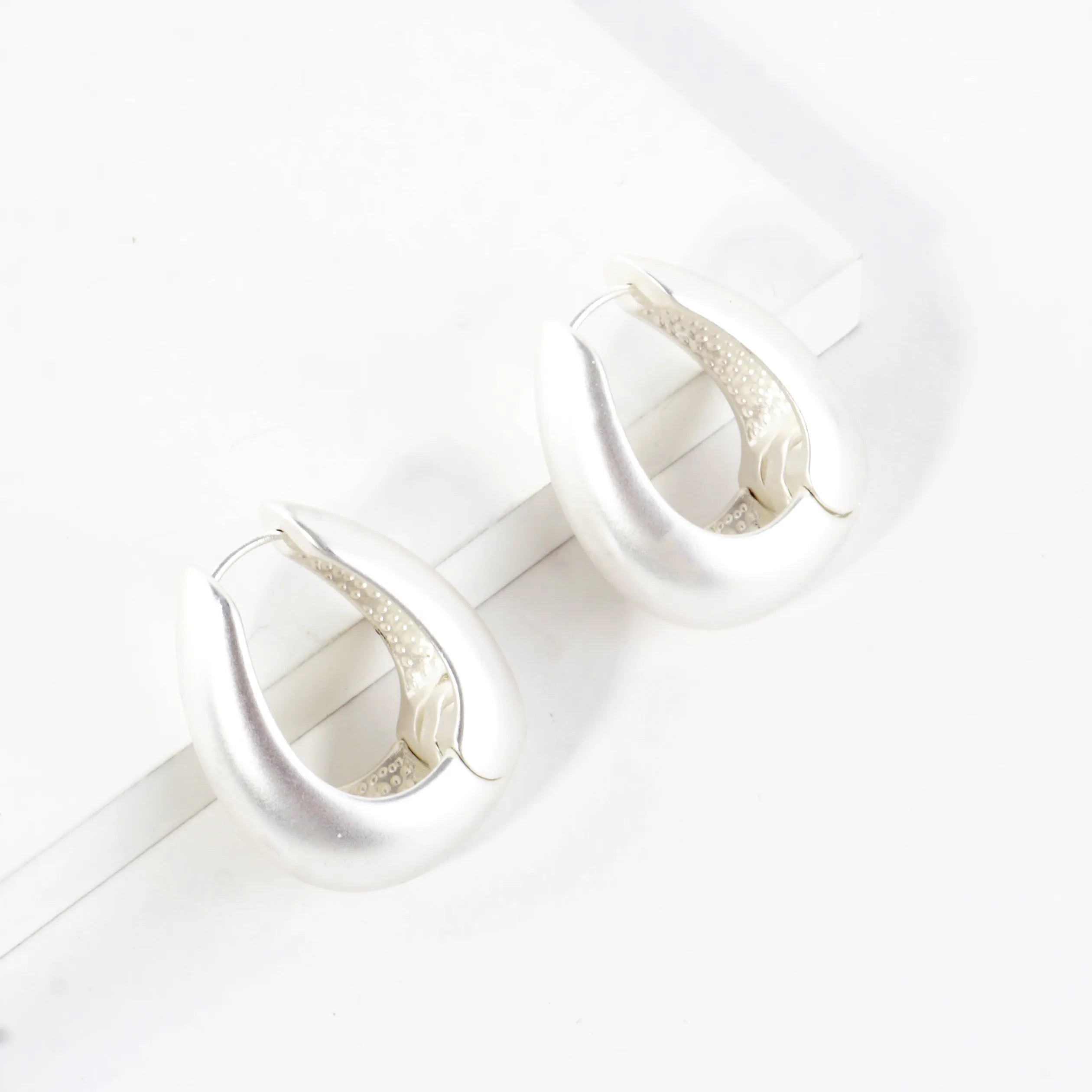 Chunky Sculpt Crescent Hoop Earrings Bottom HInge