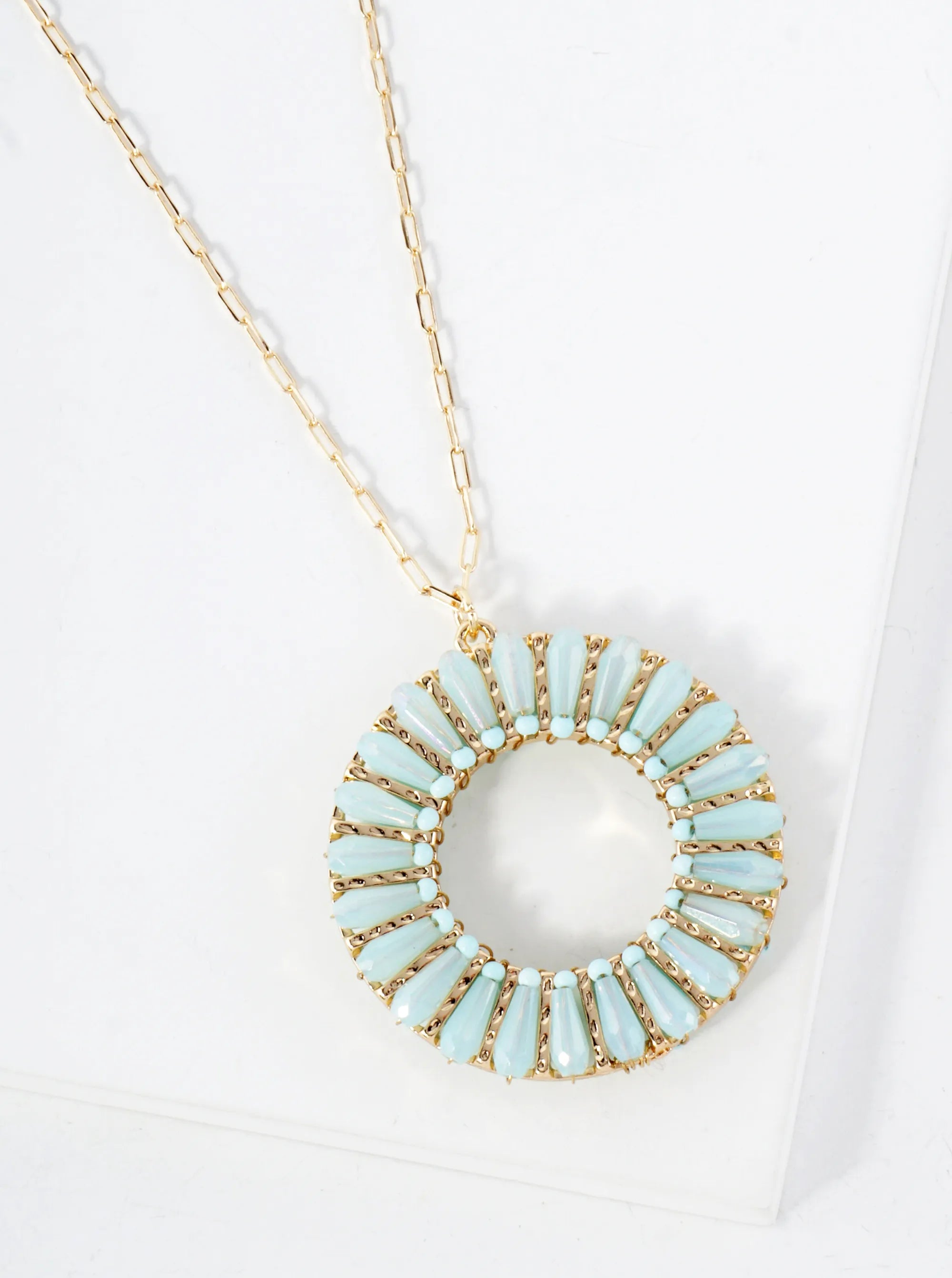 Glass-Beads Wire-Wrapped Circle Pendant 30-inch Long Necklace