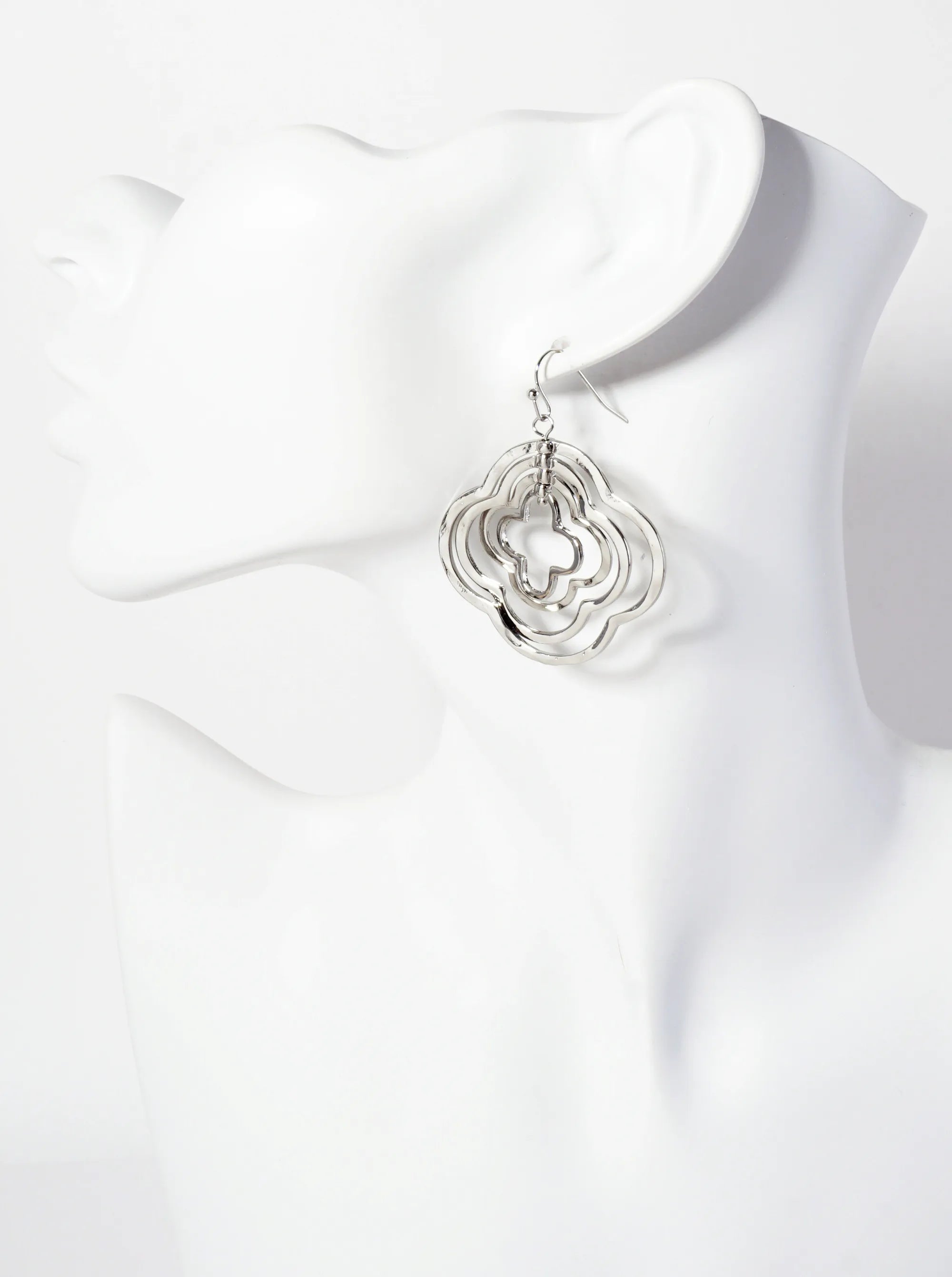 Hammered-Texture Metal Layered Quatrefoils Drop Dangle Earrings